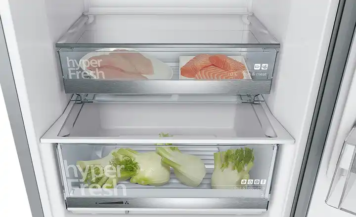 SIEMENSKühl-Gefrier-Kombination KG39EAICA Sonderangebote