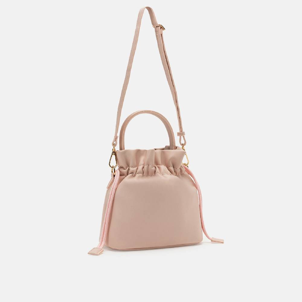 L. Credi Nahla Hobo puder 2025