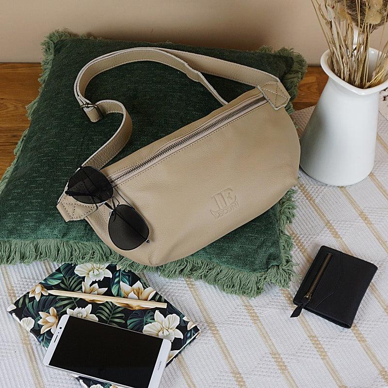 Leconi große Bauchtasche Umhängetasche Crossbody Ledertasche Leder sand LE3088 Black Friday Preise