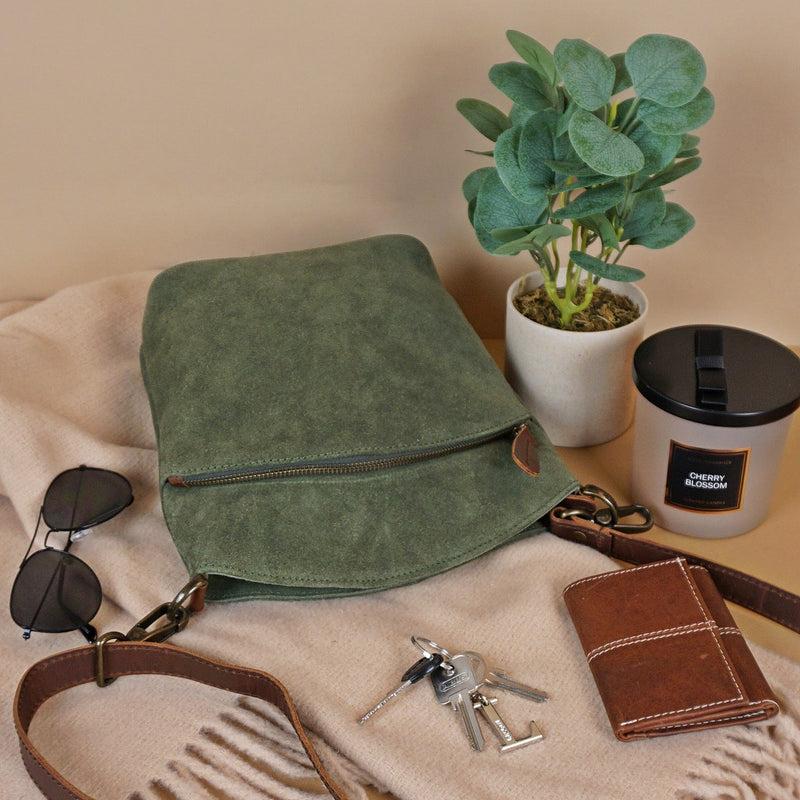 Leconi kleine Umhängetasche Schultertasche Freizeittasche Wildleder grün LE3049 Fabrik Onlineshop