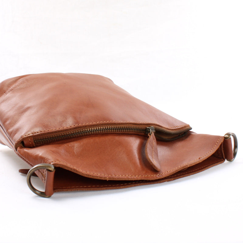 Leconi kleine Umhängetasche Schultertasche Freizeittasche Leder cognac LE3049 Flash Sale
