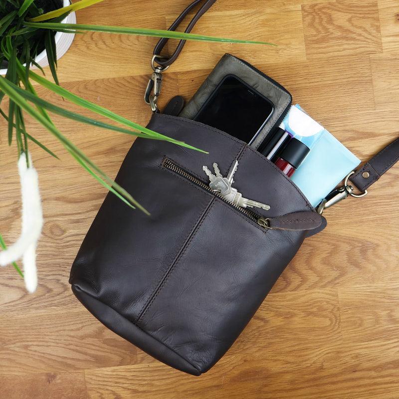 Leconi kleine Umhängetasche Schultertasche Freizeittasche Leder dunkelbraun LE3049 VIP-Rabatte