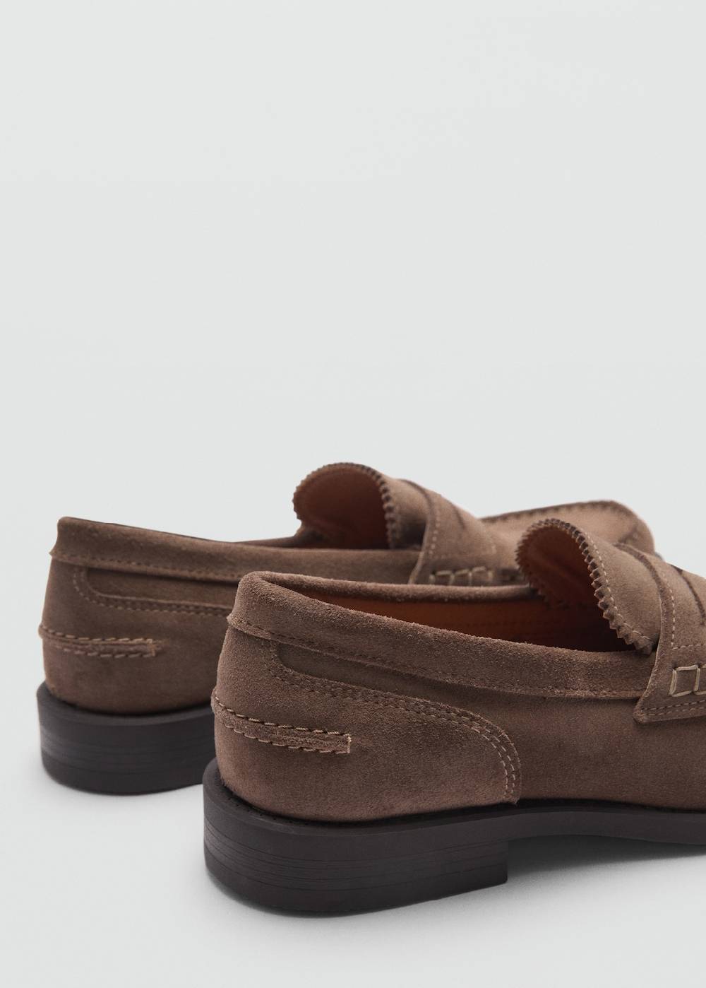 Mango Ledermokassins aus Wildleder Black Friday