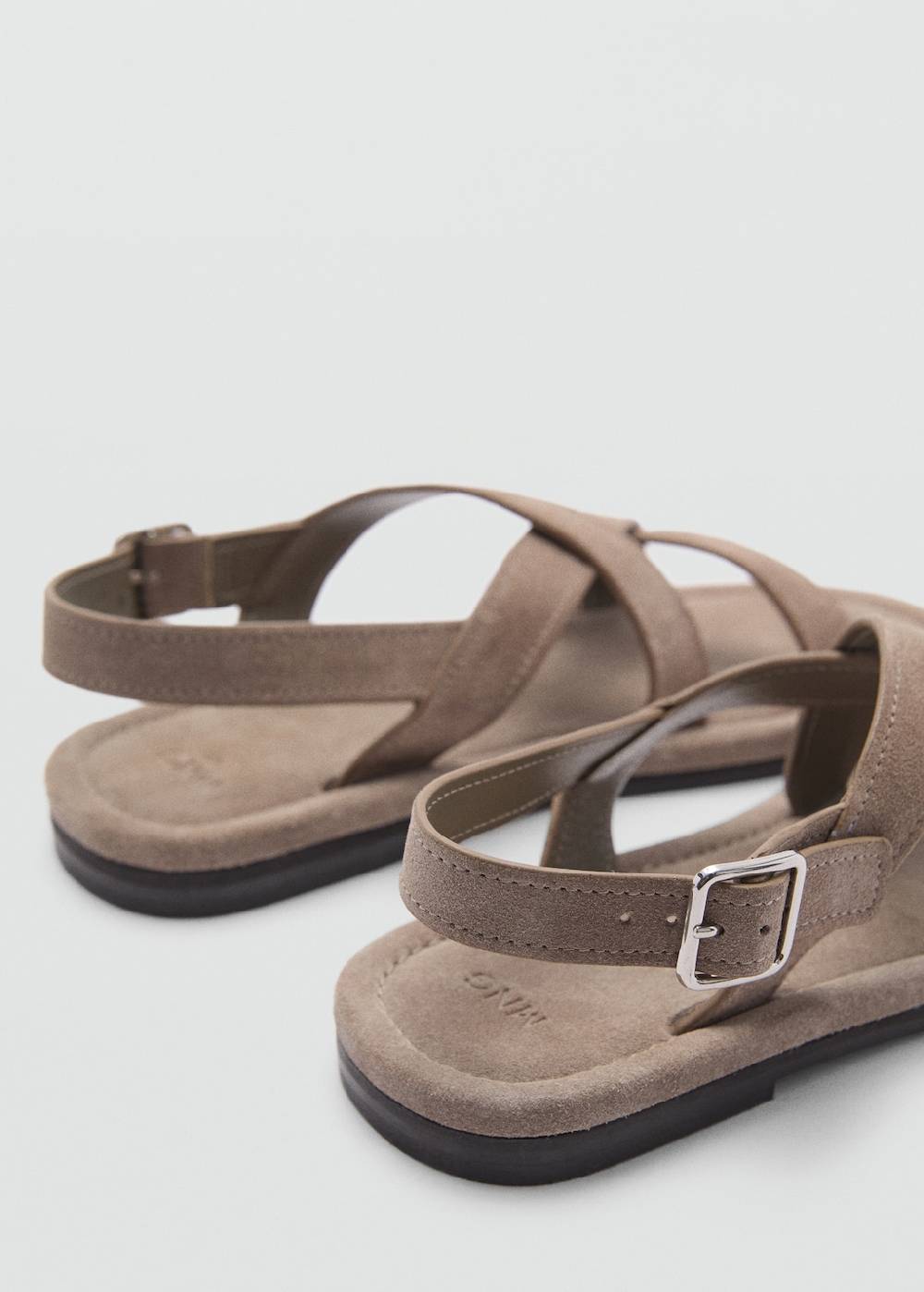 Mango Rauleder-Sandale mit überkreuzten Riemen Cyber Monday