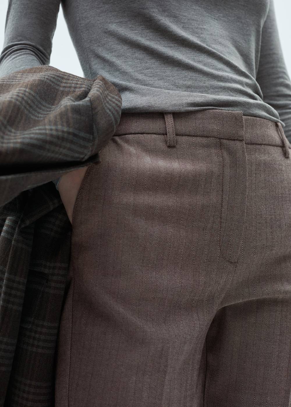 Mango Skinny Hose mit mittelhohem Bund Letzter Tag
