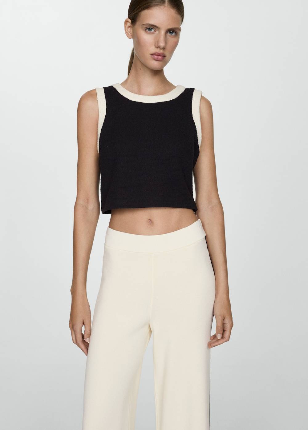 Mango Strickhose mit kontrastierenden Seitenstreifen Rabatt