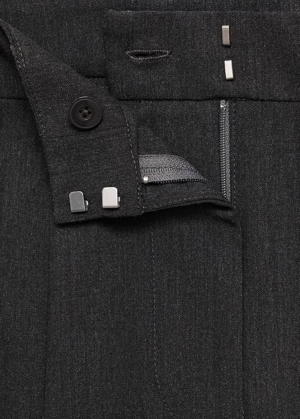 Mango Gerade Bundfaltenhose Großer Ausverkauf