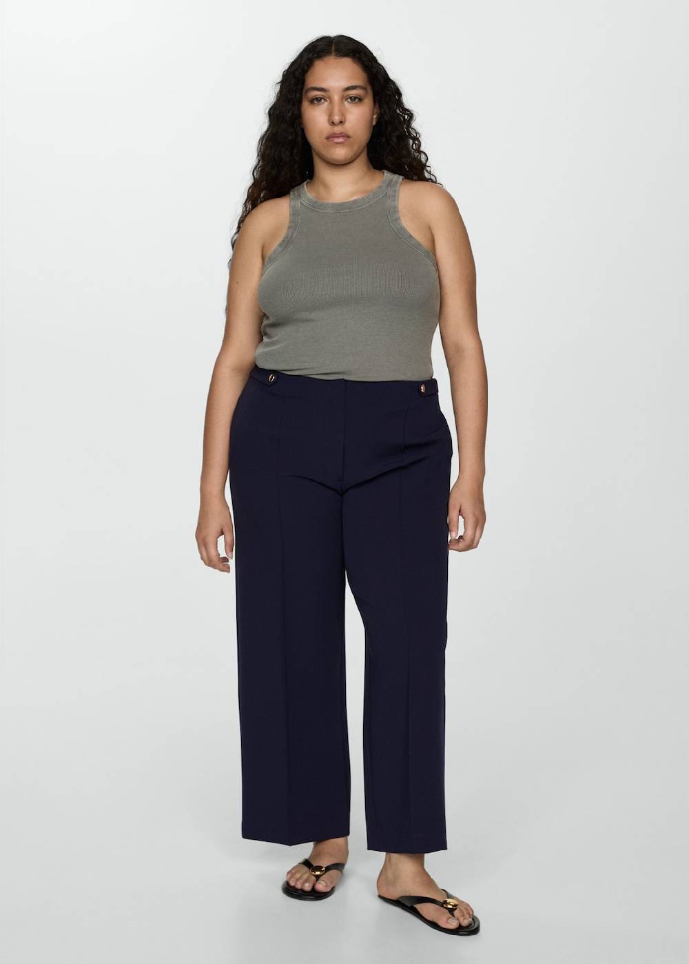 Mango Gerade Hose mit Knöpfen Top Angebot