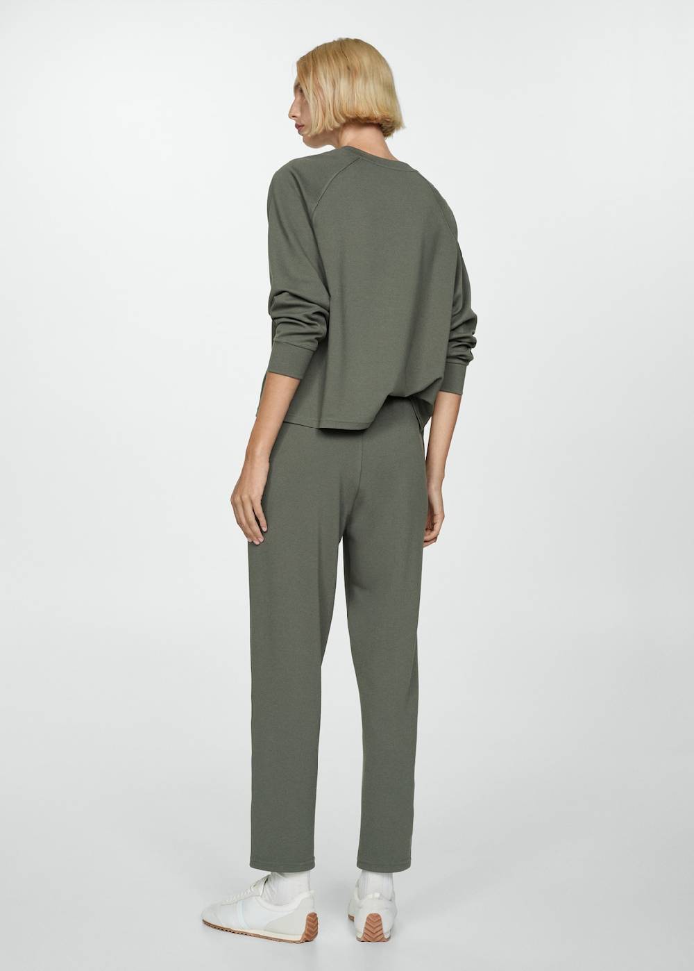 Mango Jogger Pants mit Nähten Bestseller