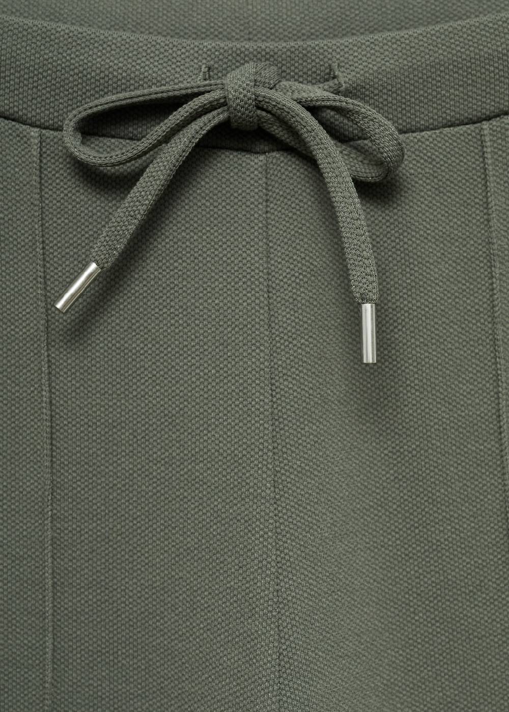 Mango Jogger Pants mit Nähten Bestseller