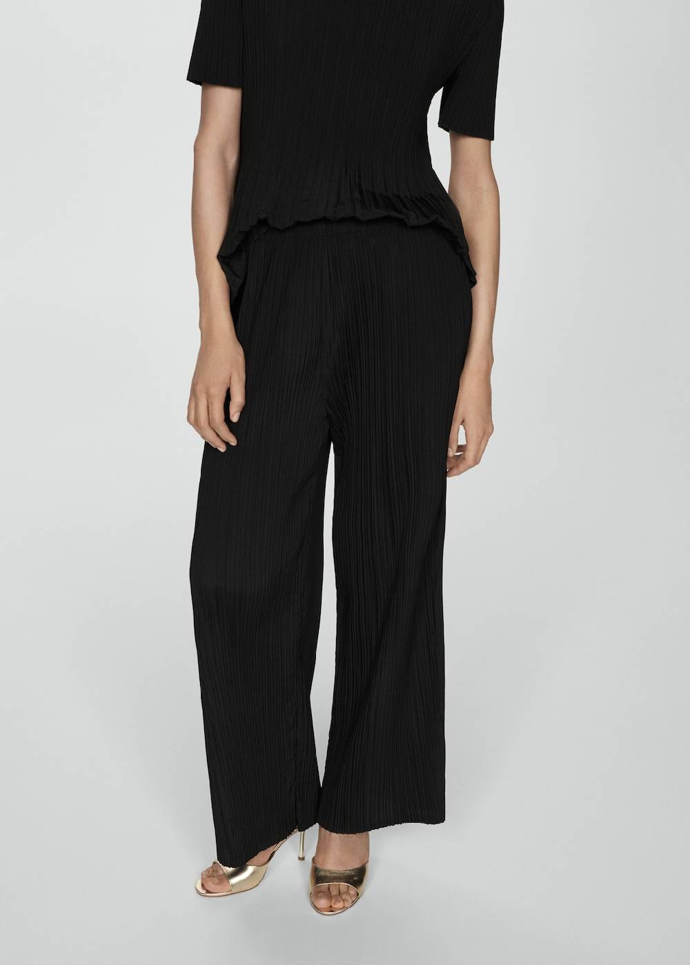 Mango Fließende Plissée-Hose
