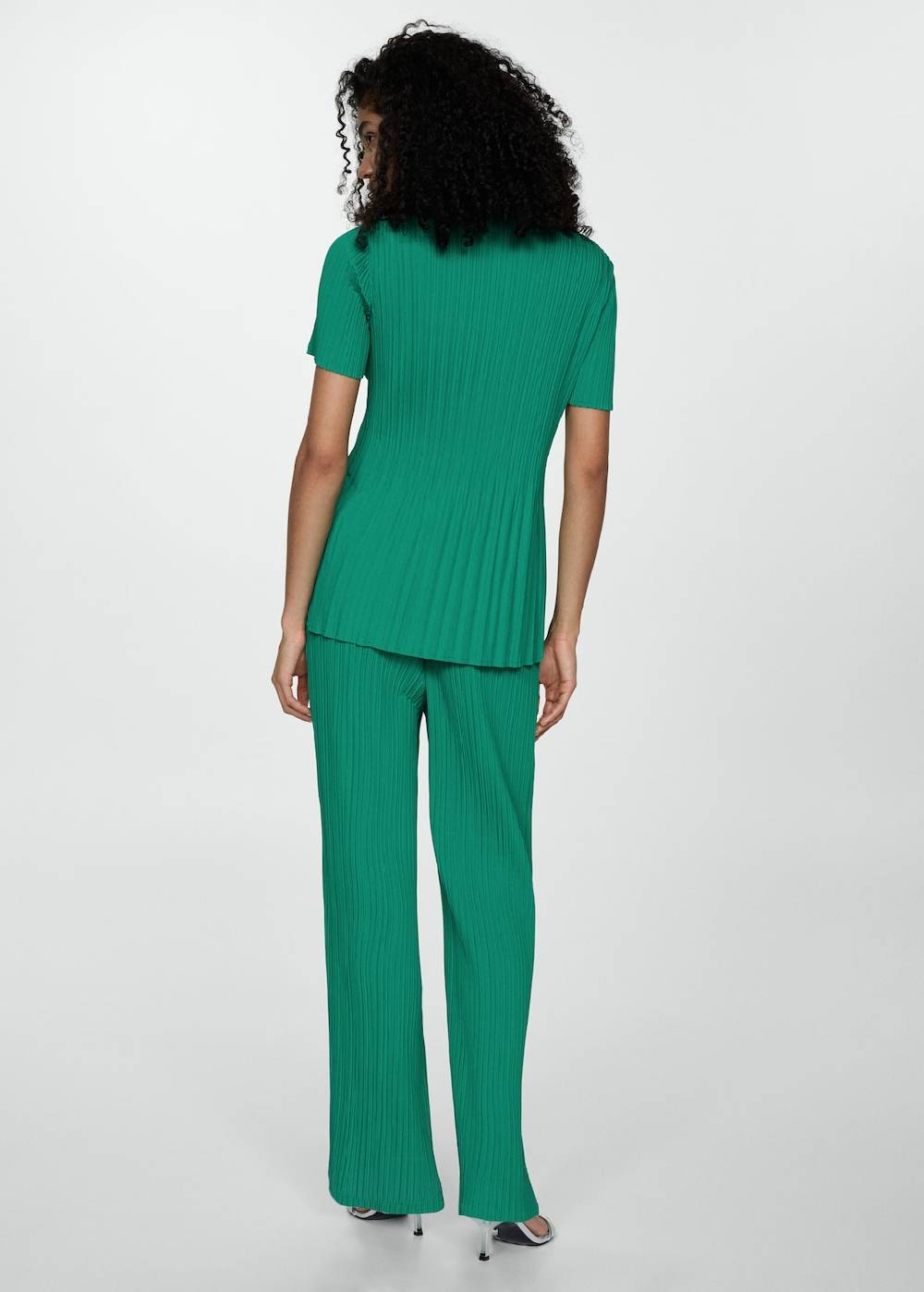 Mango Fließende Plissée-Hose Bis zu 65% Rabatt
