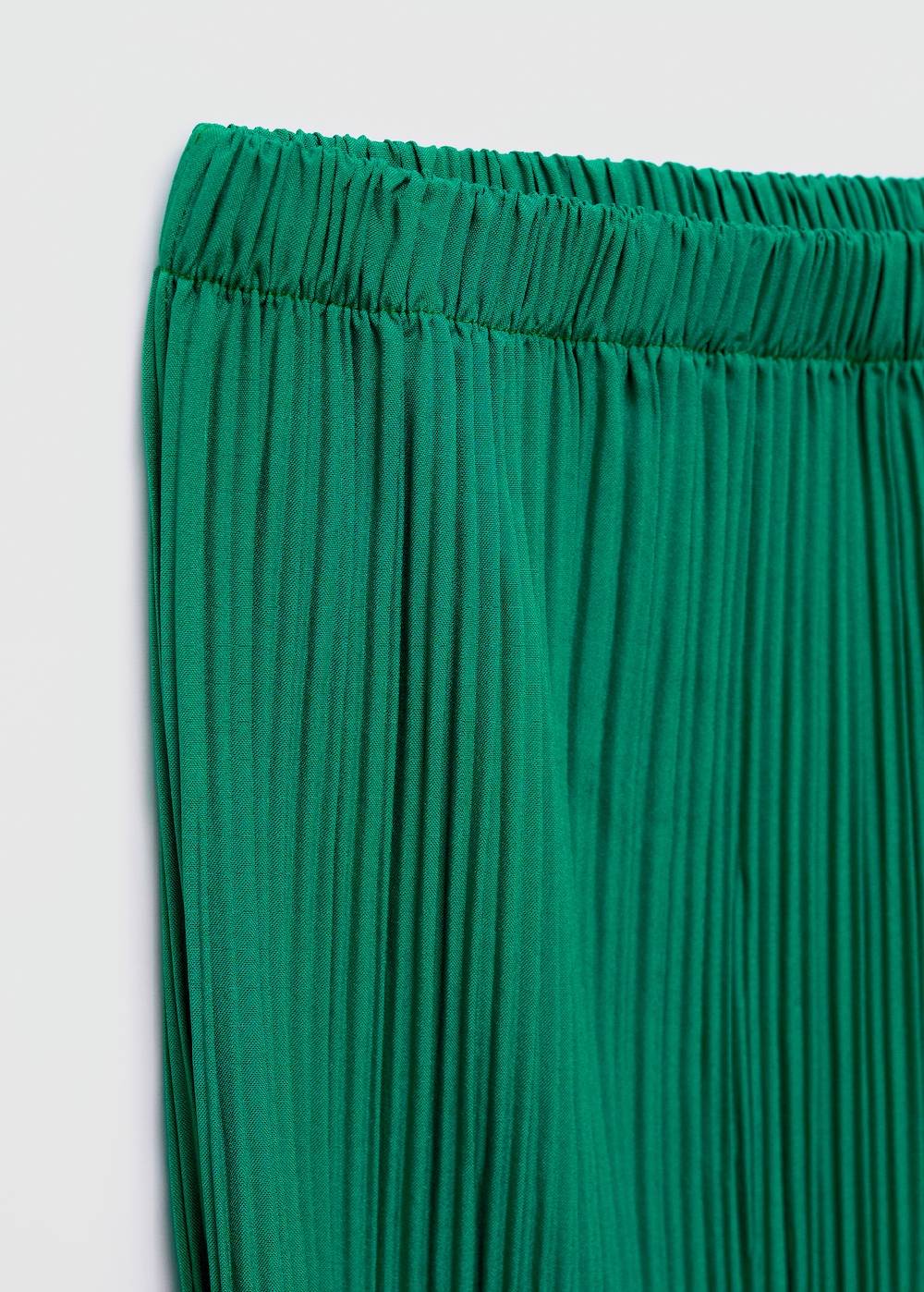 Mango Fließende Plissée-Hose Bis zu 65% Rabatt