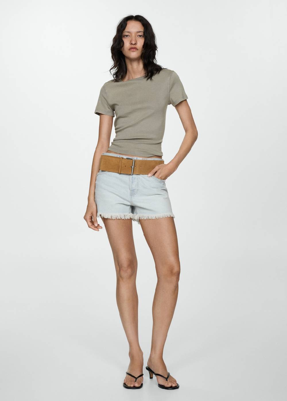 Mango Jeansshorts mit ausgefranstem Saum Osterangebot