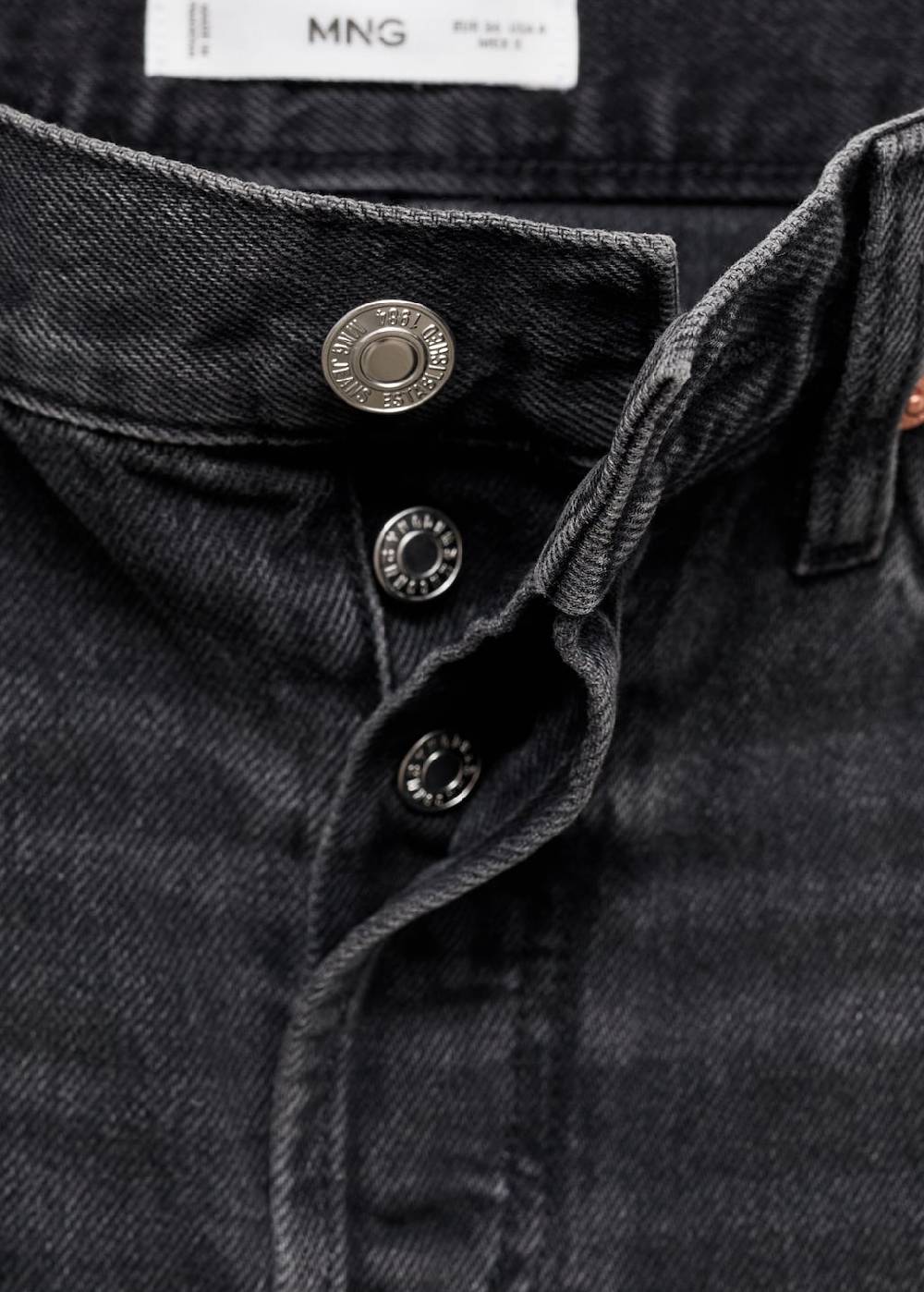 Mango Jeansshorts mit Zierrissen Nur noch ein Tag übrig