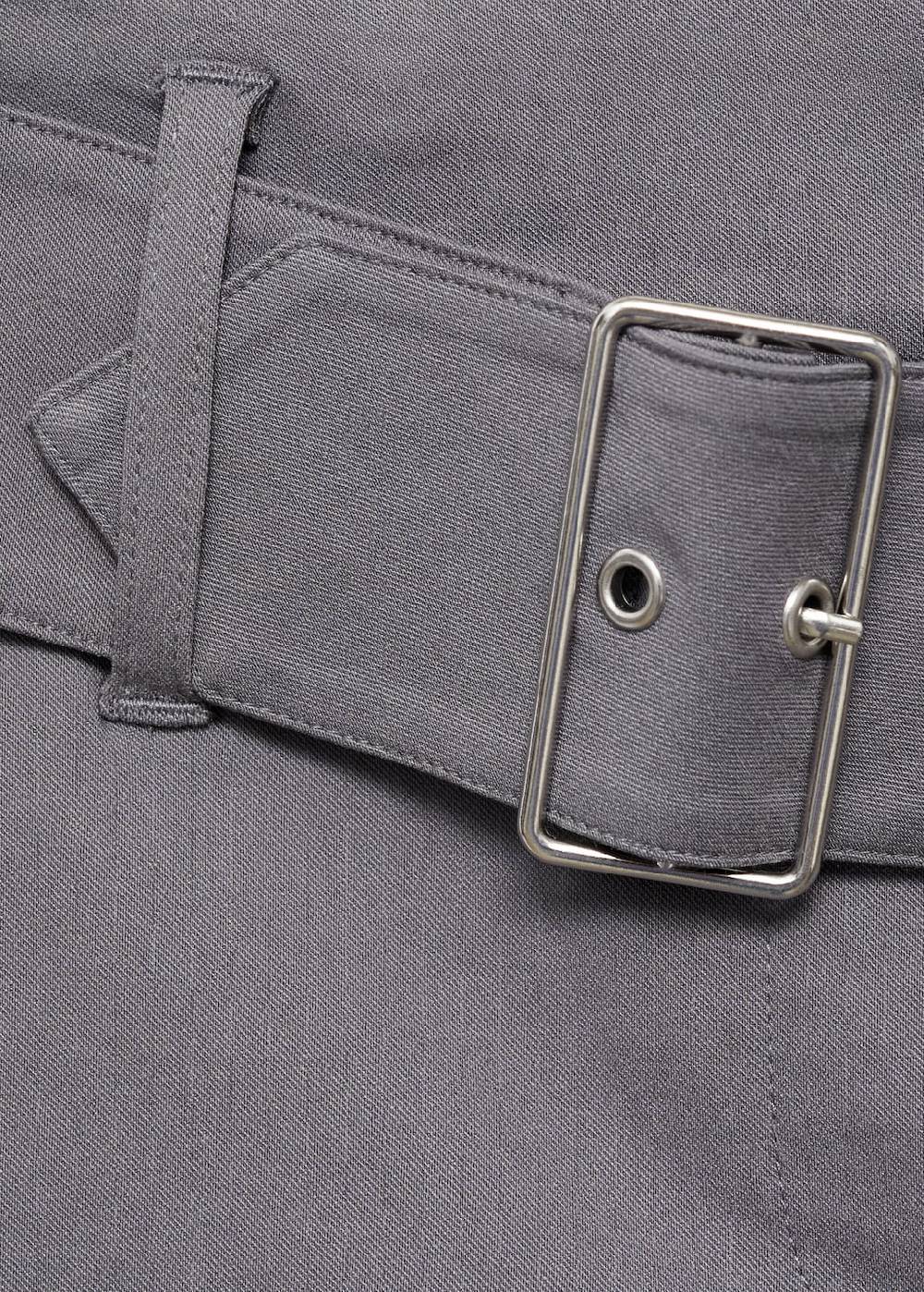 Mango Asymmetrische Shorts mit Gürtel Fabrikpreis