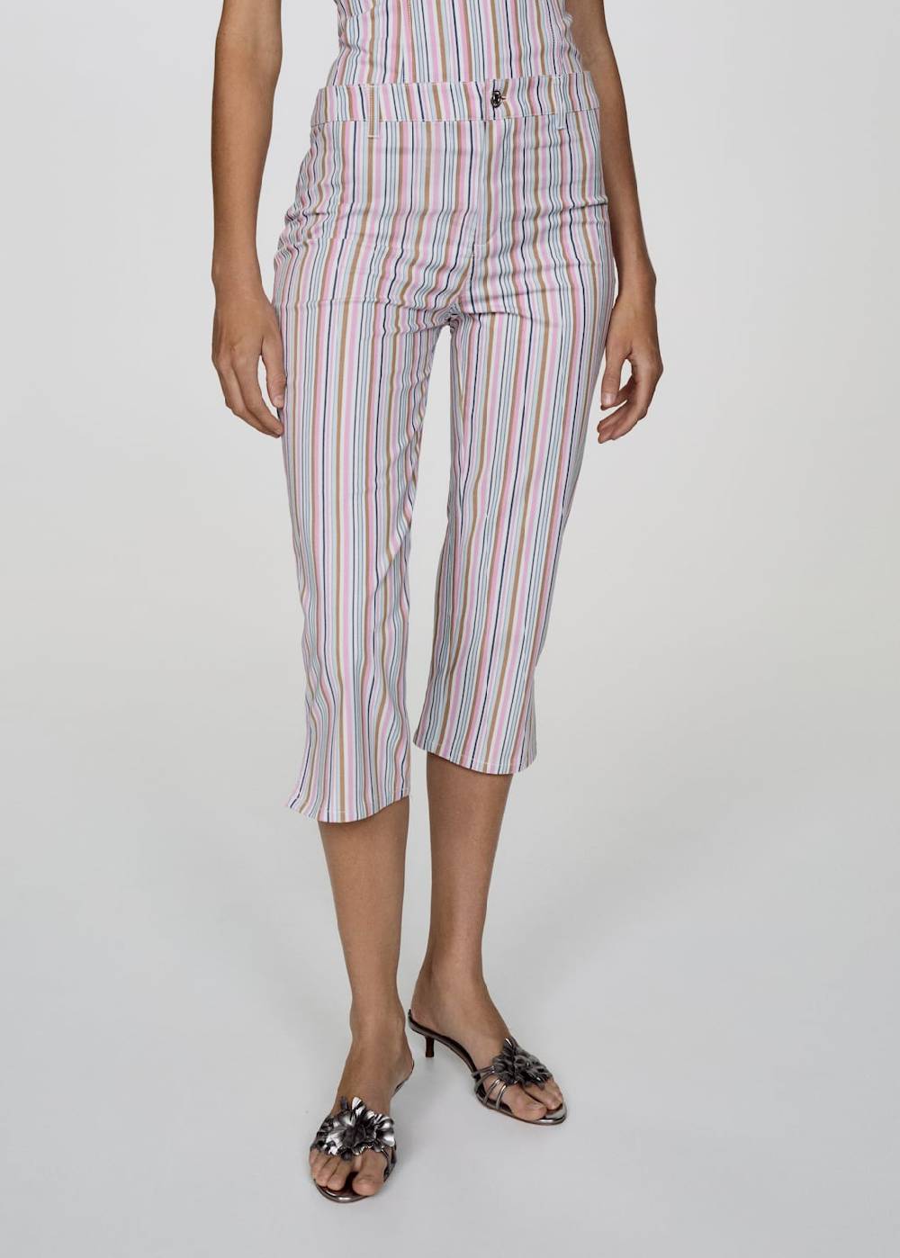 Mango Gestreifte Capri-Jeans Weihnachtsangebot