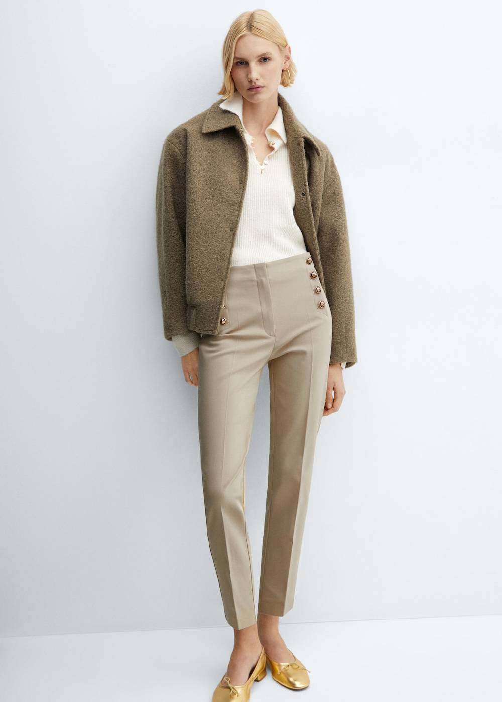 Mango Crop-Hose mit Knöpfen Top Angebot
