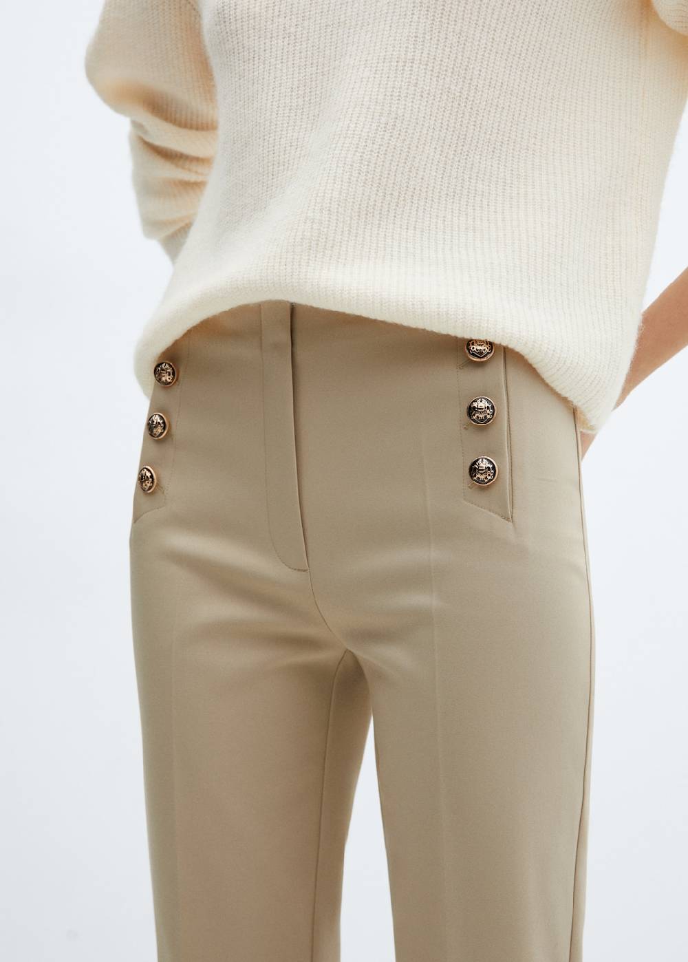 Mango Crop-Hose mit Knöpfen Top Angebot