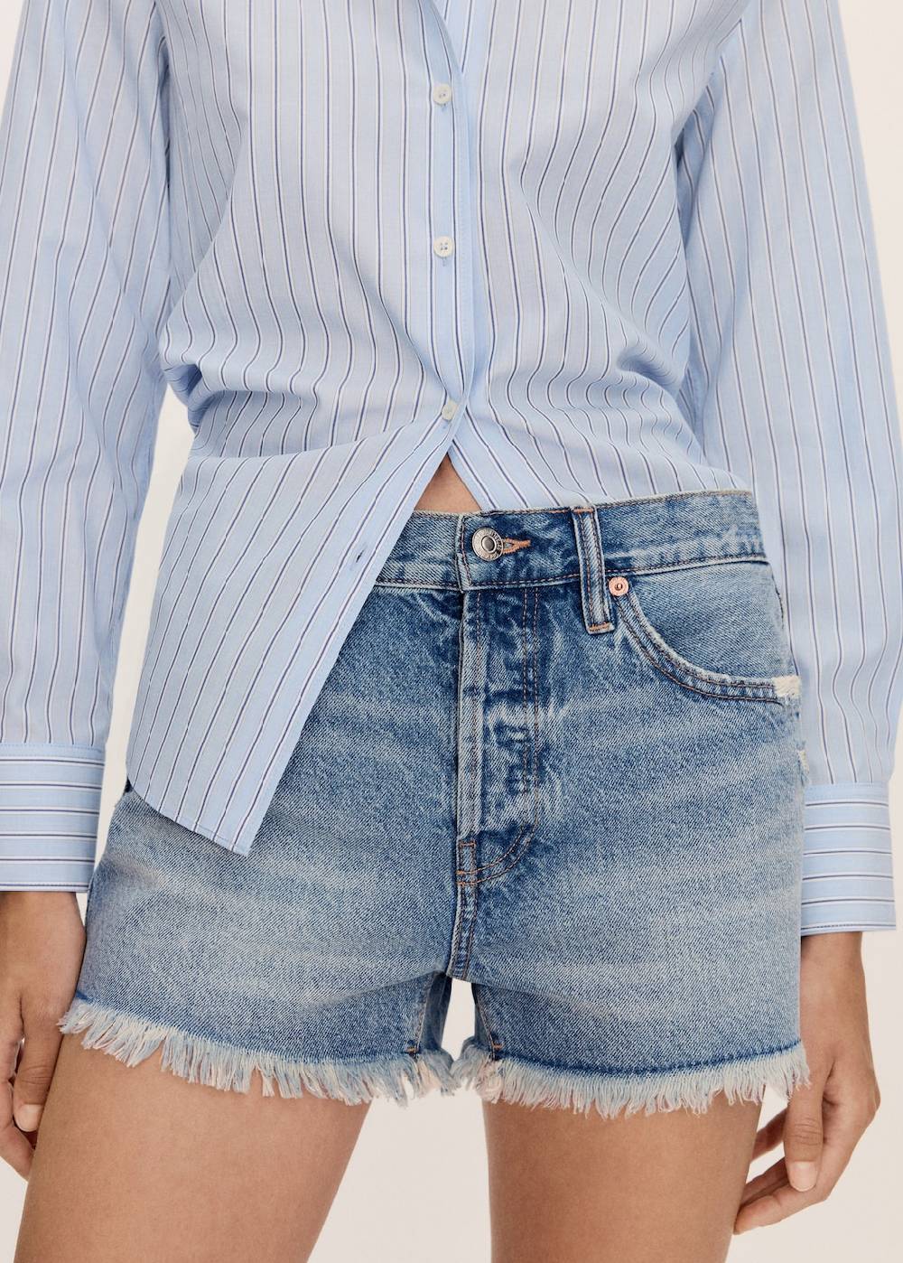 Mango Jeansshorts mit ausgefranstem Saum Bestseller