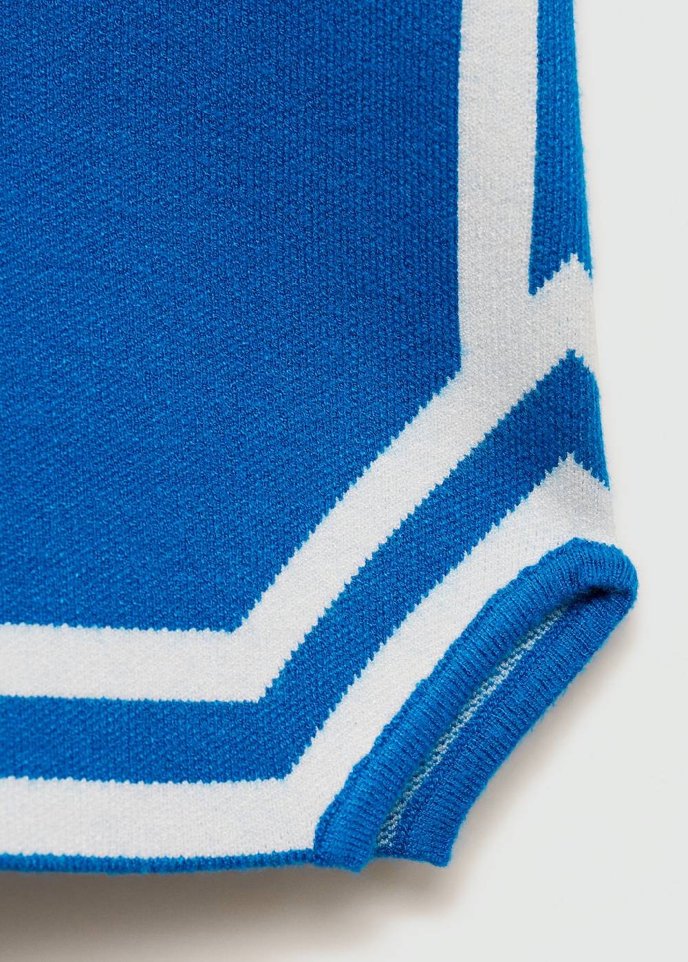 Mango Gestreifte Strickshorts Wochenangebot