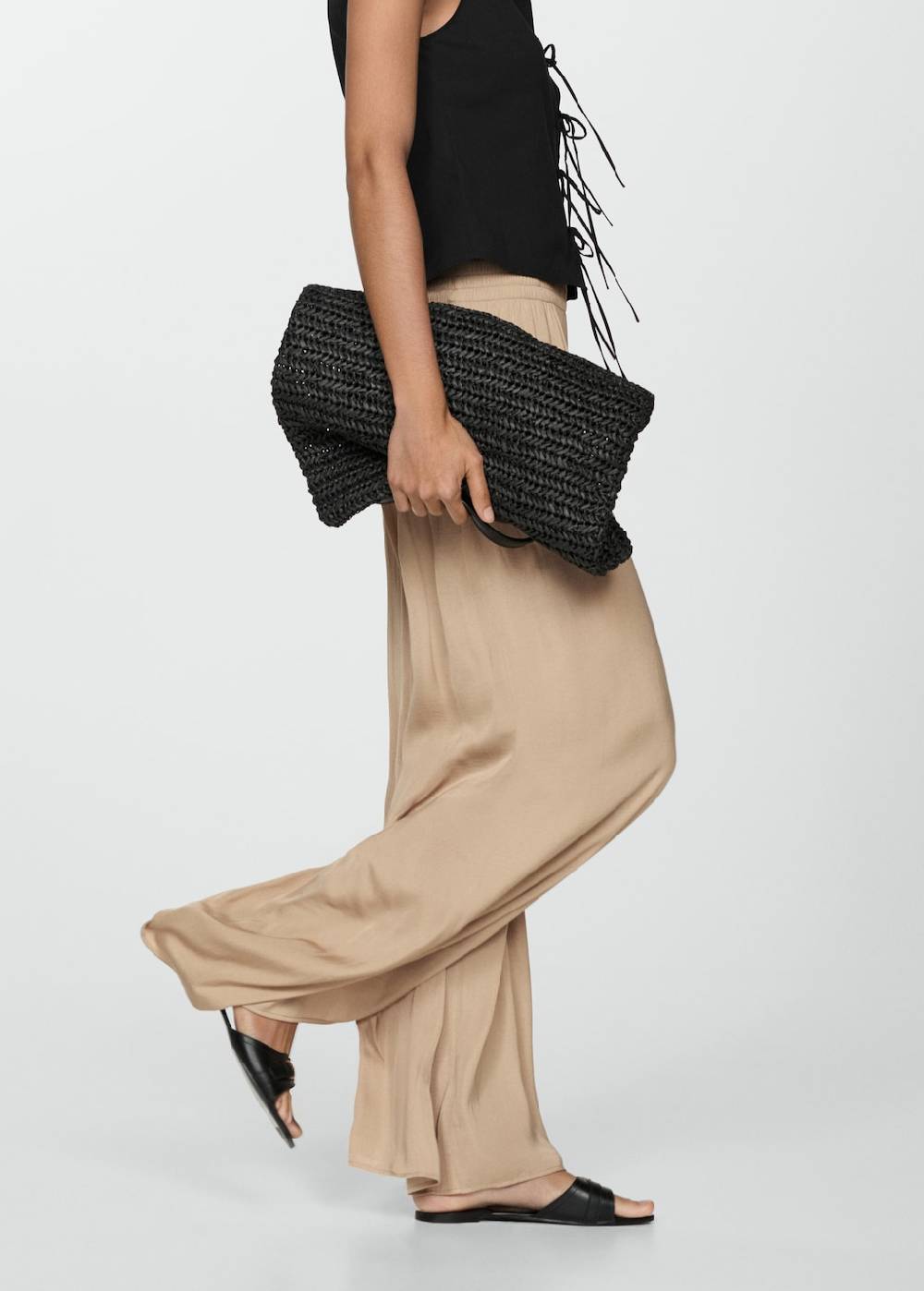 Mango Fließende Wideleg-Hose 50% Rabatt mit kostenlosem Versand