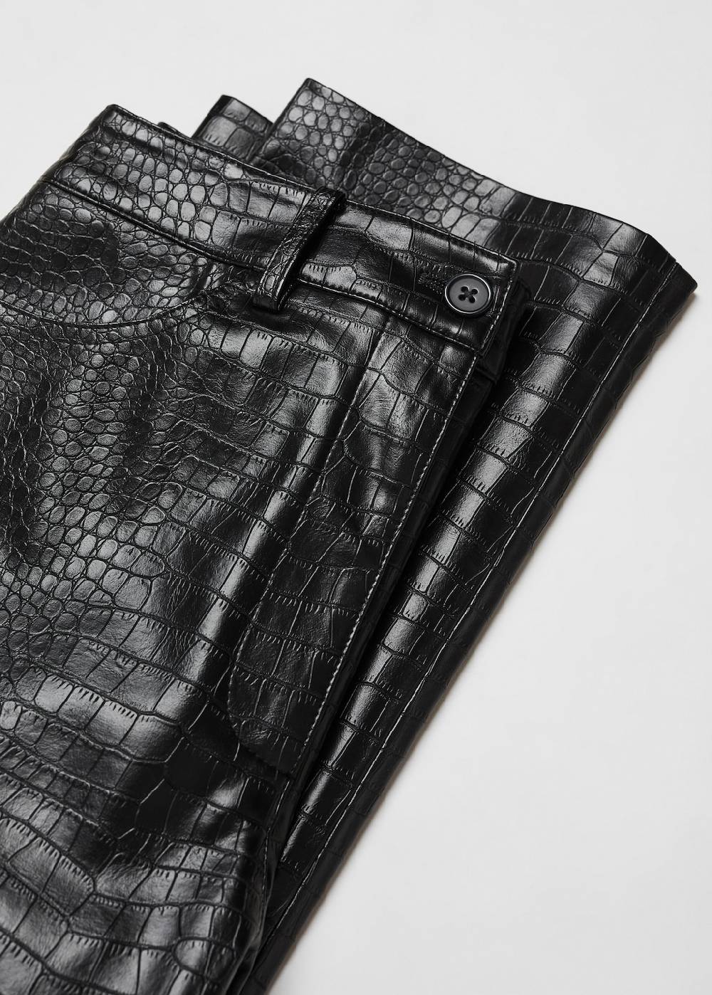 Mango Gearde Hose mit Animal-Print-Effekt Lagerräumung