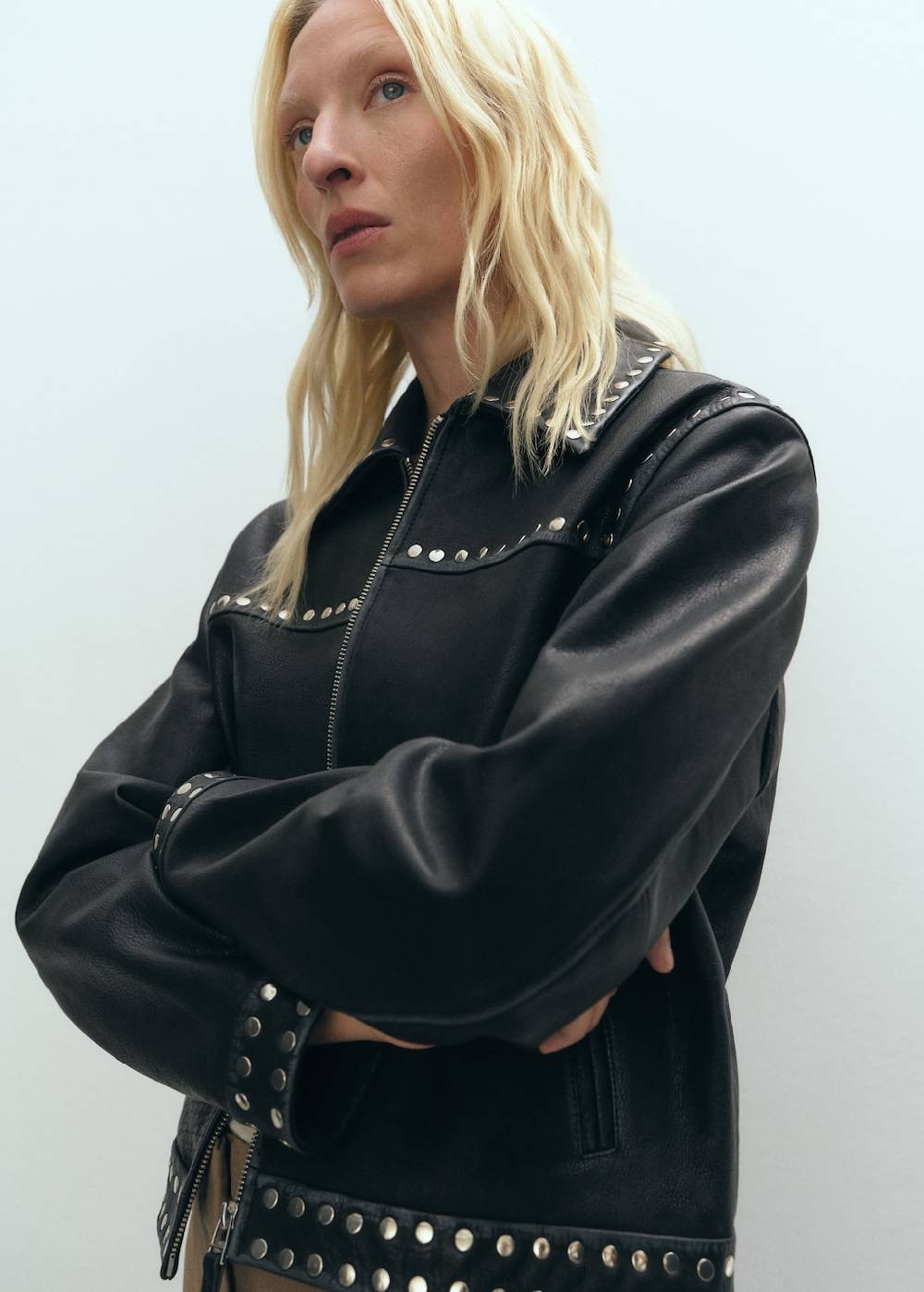 Mango Lederjacke mit Nieten Letzte 3 Tage