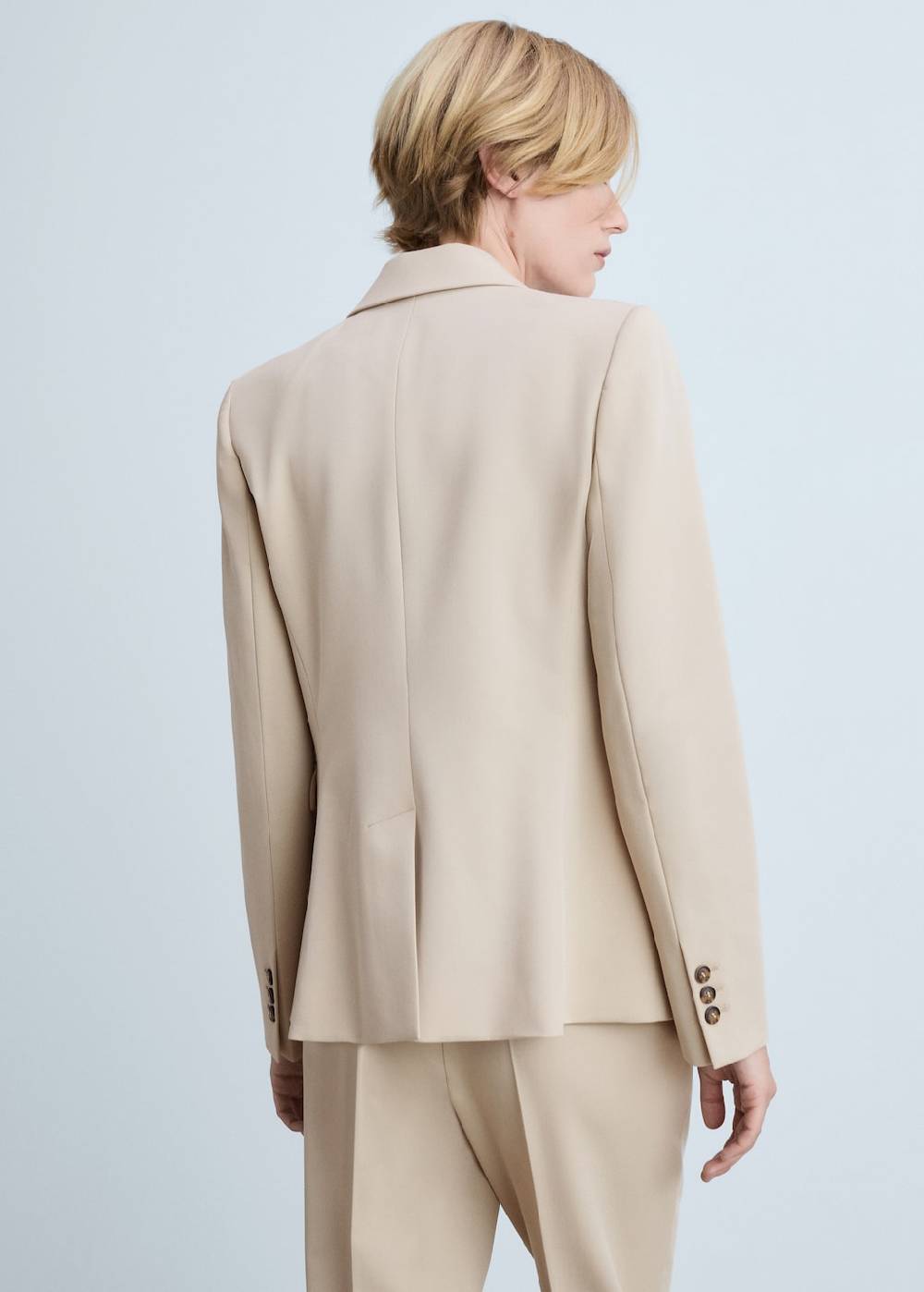 Mango Taillierter Anzug-Blazer Zeitbegrenzte Promotion