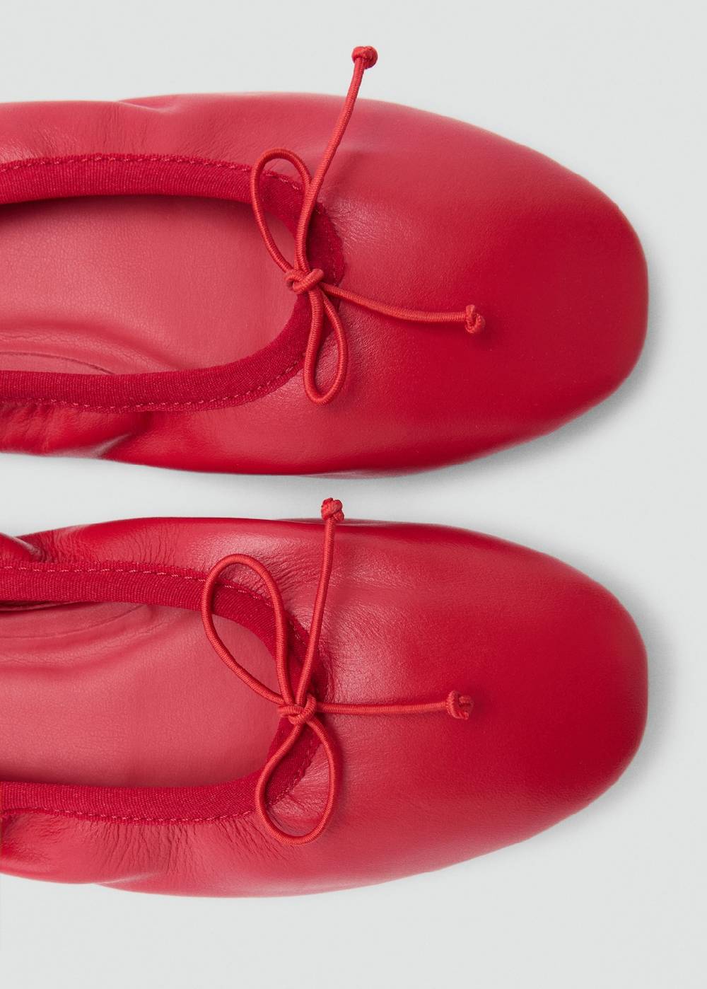 Mango Leder-Ballerinas mit Schleife 50% Rabatt mit kostenlosem Versand