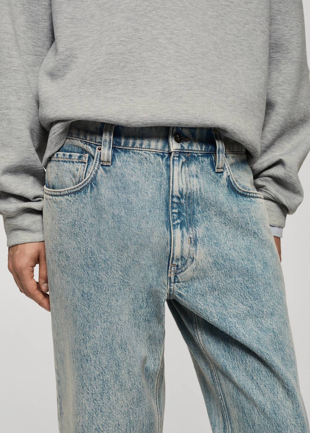 Mango Jeans haven im Angebot