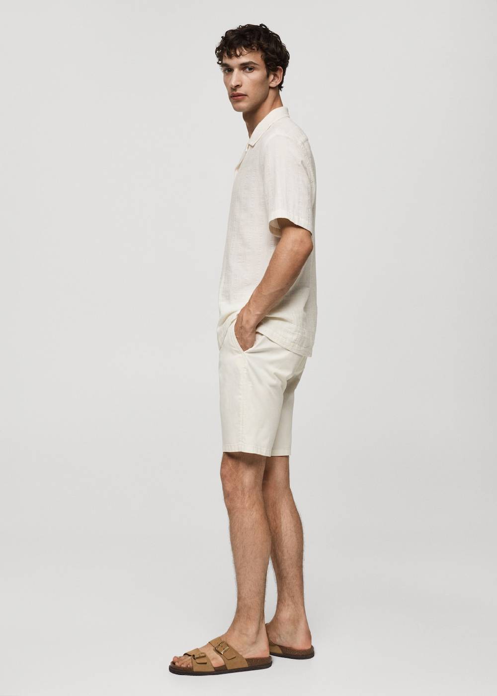 Mango Slim-Fit-Bermudashorts im Chino-Stil aus Baumwolle Speichern exportieren
