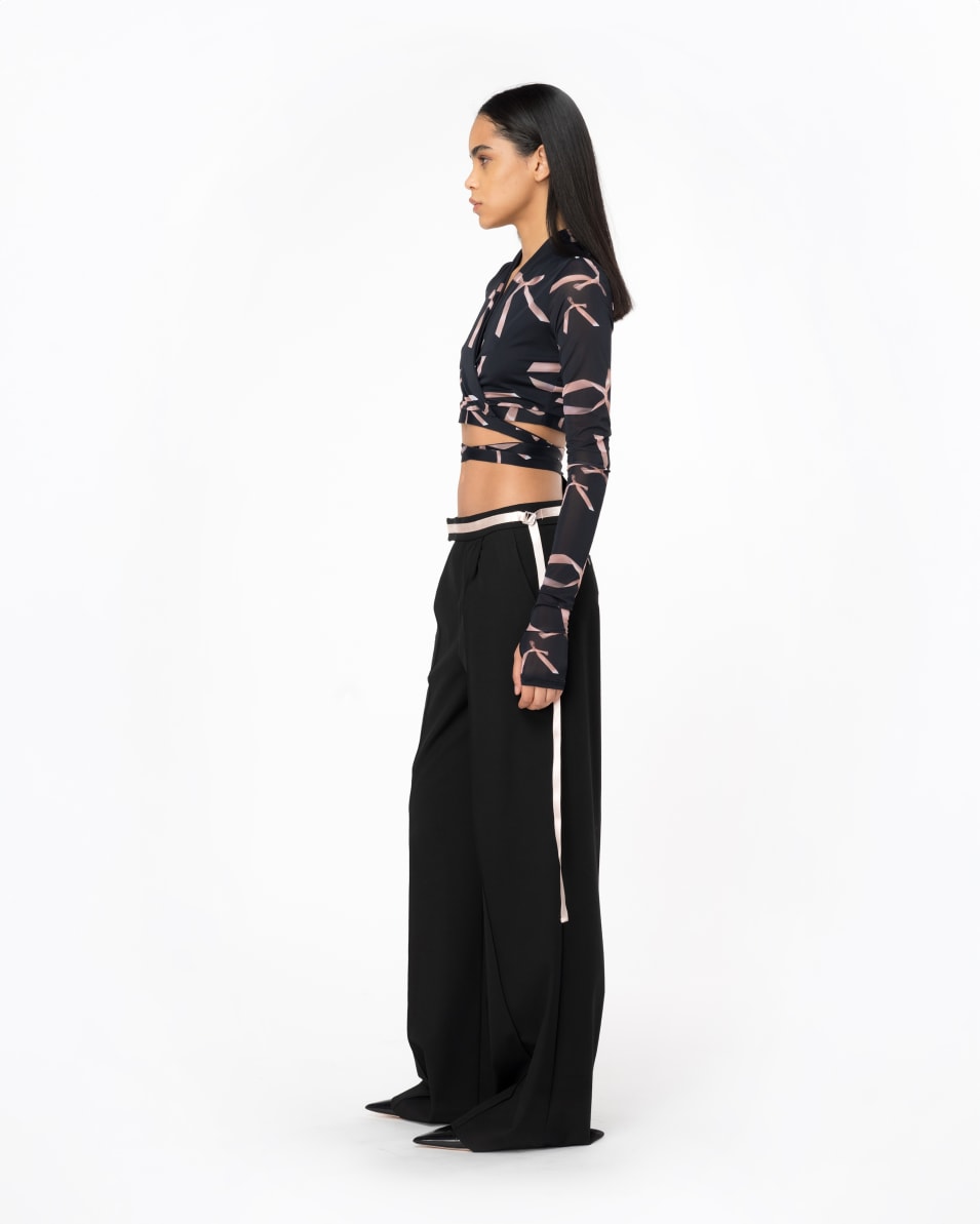 Pinko Kurzer Cardigan mit Schleifchen Reimagine PINKO by Patrick McDowell Zeitlich begrenztes Angebot