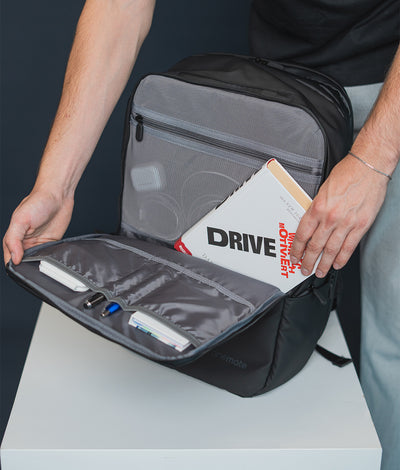 Onemate Backpack Pro NASA Edition Kauf eins, bekomm eins gratis
