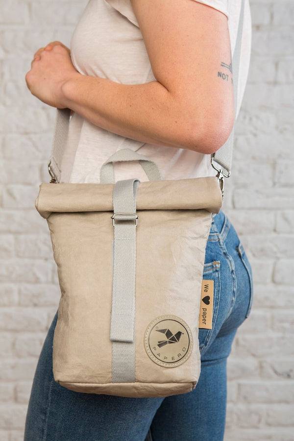 Papero PAPERO Lunchbag Handtasche aus Papier RACOON Pausenbrot vegan nachhaltig Weihnachtsangebot