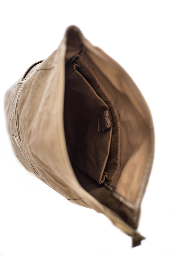 Papero PAPERO Rucksack YETI 28 L aus waschbarem Kraft Papier leicht, reißfest und wasserfest nachhaltig Neueste Mode