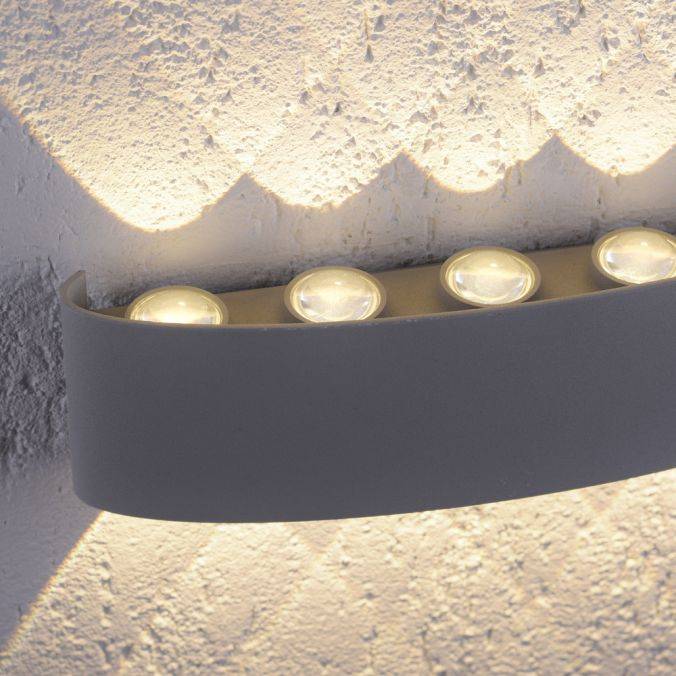 Paul Neuhaus LED-Wandleuchte, silberfarben, ovale Form, warmweiße Lichtfarbe, modern Saisonschlussverkauf