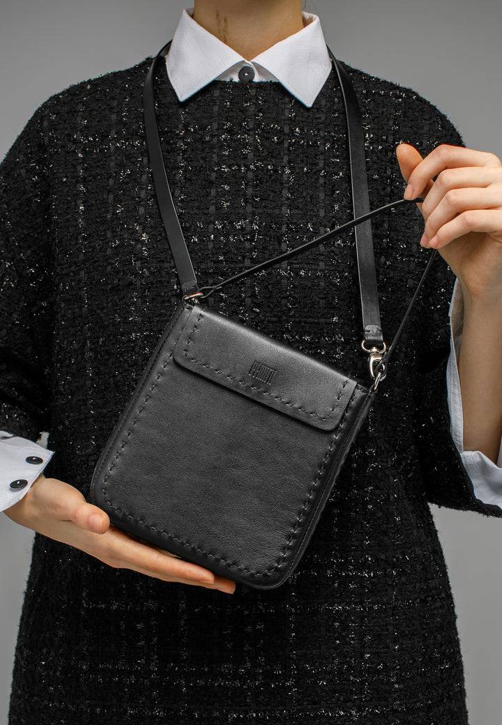 Philini Handtasche in schwarz - Saphira Bis zu 50% Rabatt