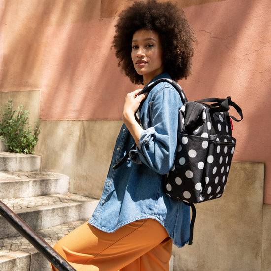 Reisenthel allrounder R dots white (Rucksack,schwarz) Black Friday
